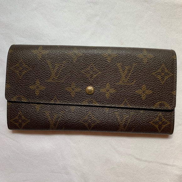 Louis Vuitton Handbags - Louis Vuitton Long Wallet